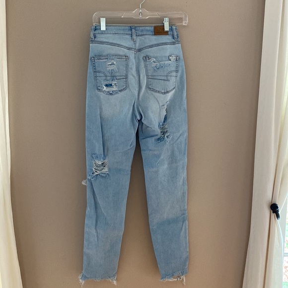American Eagle ripped jeans - Picture 4 of 5